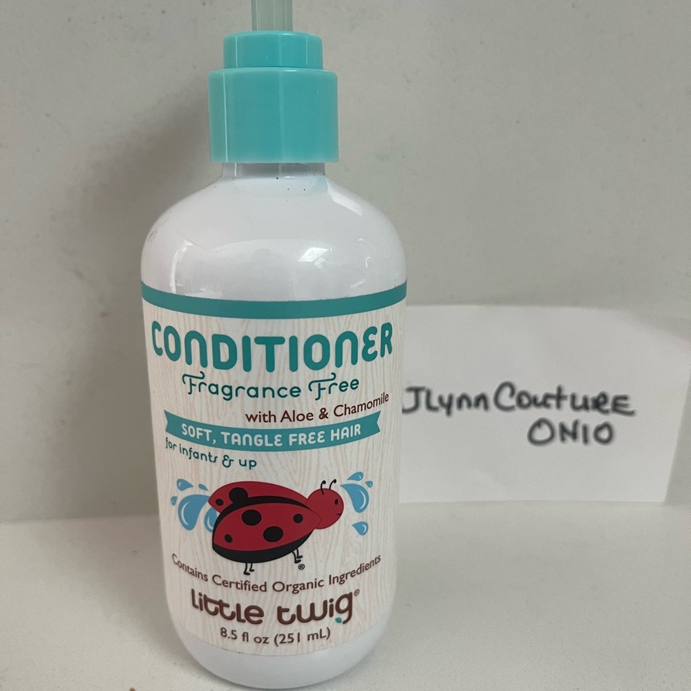 New Little Twig Conditioner Fragrance free w aloe & camomile. Organic tanglefree